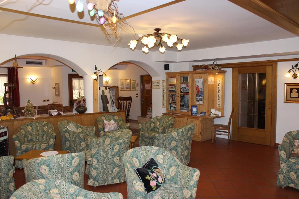 Hotel Rosalpina Soraga Eksteriør bilde