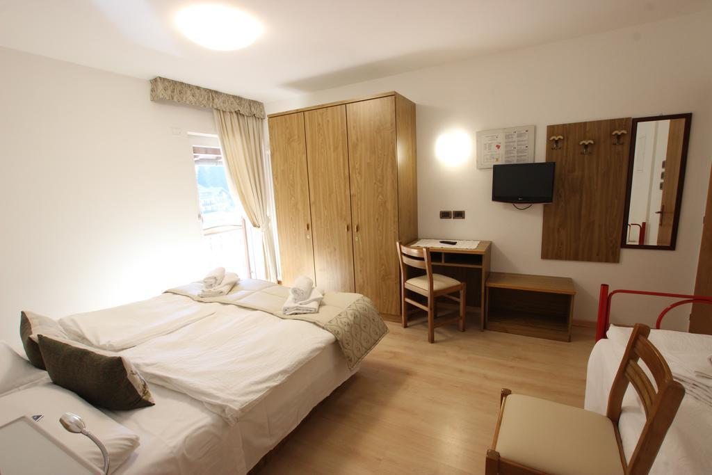Hotel Rosalpina Soraga Eksteriør bilde