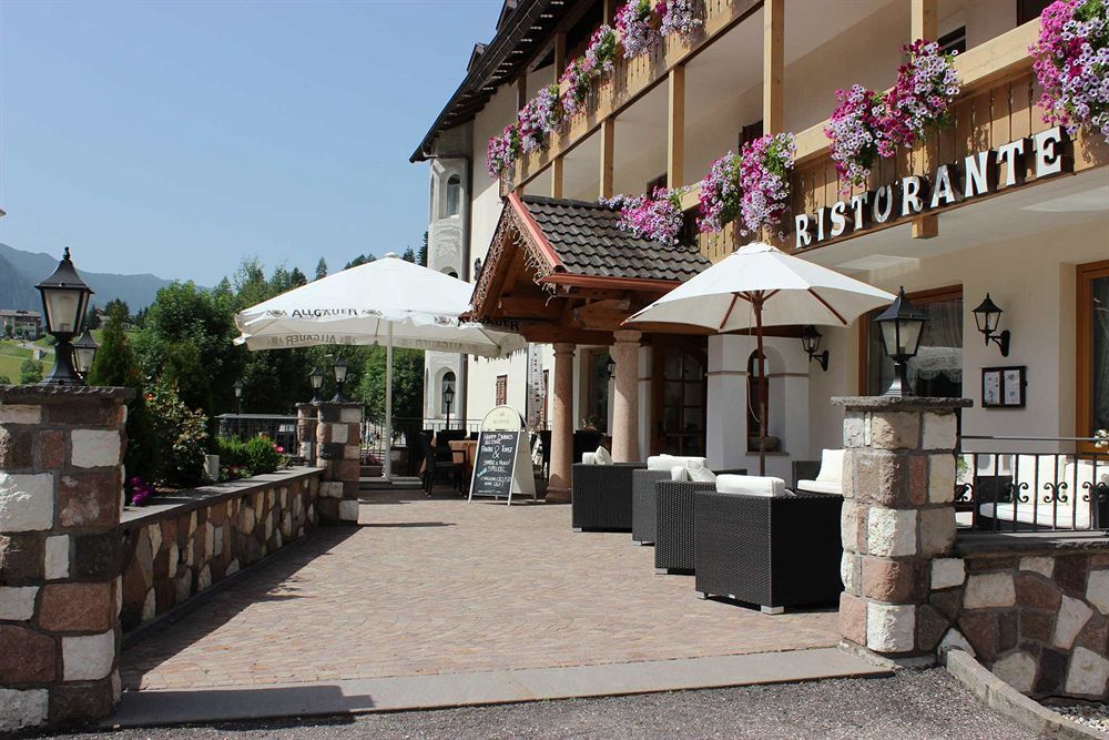 Hotel Rosalpina Soraga Eksteriør bilde